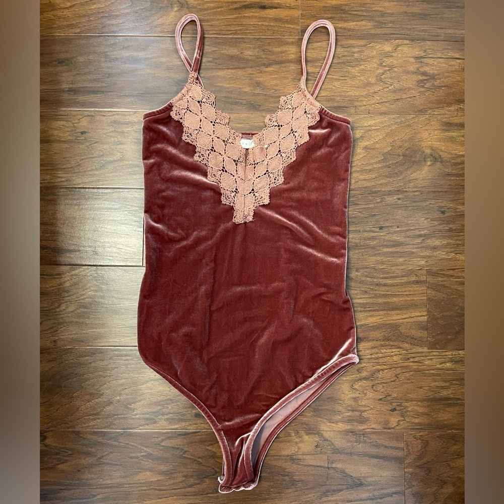 Blush Noir Velvet Bodysuit Size XS